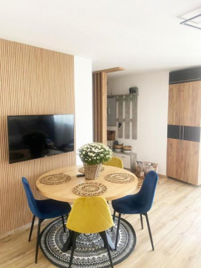 Studio magnifique avec terrasse spacieuse Loèche-les-Bains Vacances